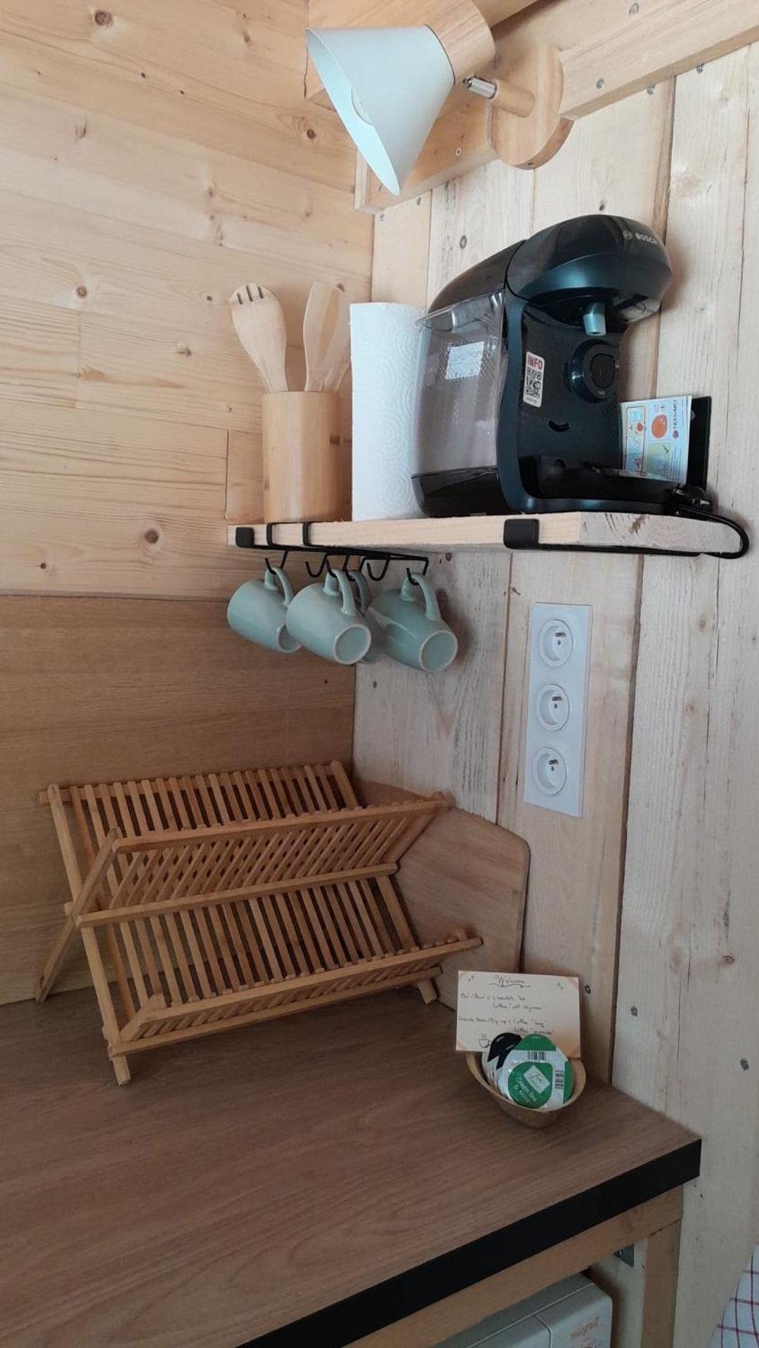 La Cabane En Bois Tourves Exterior photo